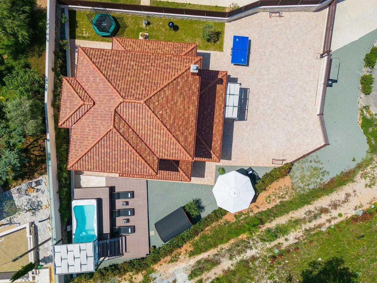 Holiday House Sea & Sun Residence Rasopasno Eksteriør bilde